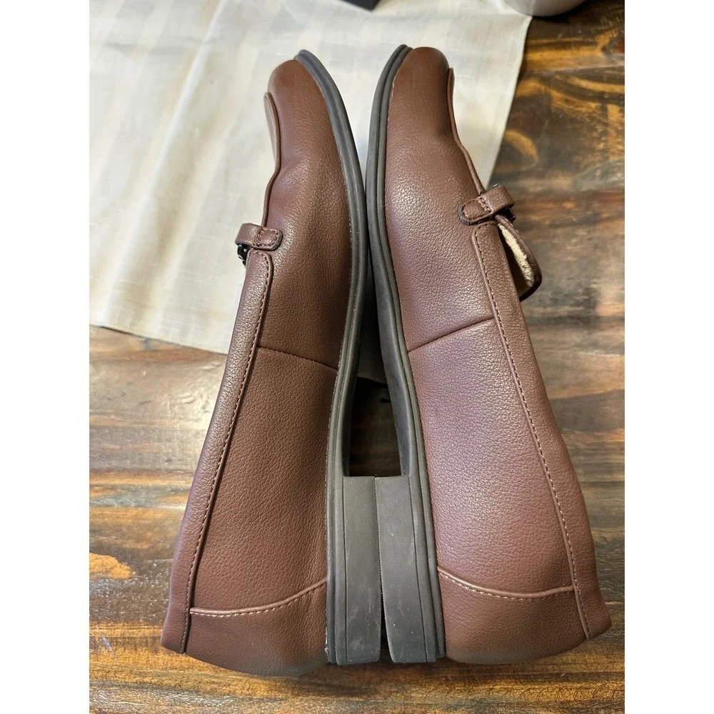 SOUL Naturalizer Lydia Loafers Brown Faux Leather Chain Detail Women's Size 9.5M